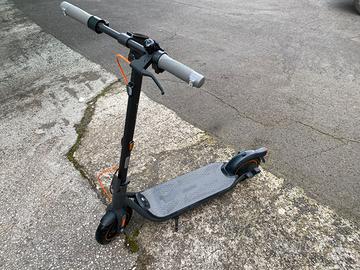 Monopattino ninebot f65i