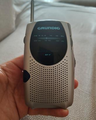 RADIO VINTAGE BOY 47 GRUNDIG
