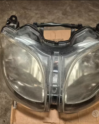Fanale Faro Anteriore Yamaha Xenter 150