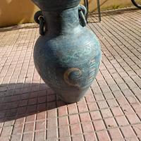 vaso con decorazioni 