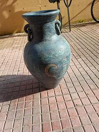 vaso con decorazioni 