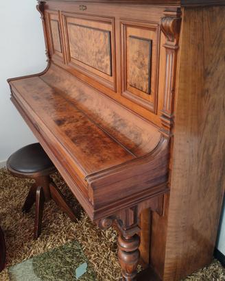 Pianoforte verticale
