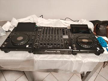 Alphatheta Cdj 3000x coppia + Pioneer Mixer DjmV10