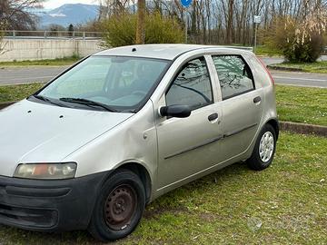 Fiat punto 1200 anno 2001  motore eccellente, trat