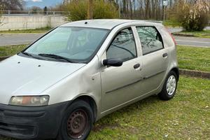 Fiat punto 1200 anno 2001  motore eccellente, trat