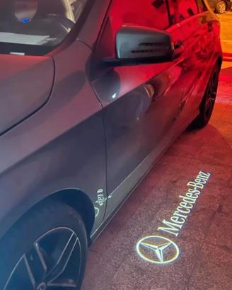 LUCI LED SPECCHIO LUCI DI BENVENUTO MERCEDES-BENZ