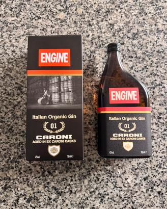 Bottiglia Gin engine-Caroni