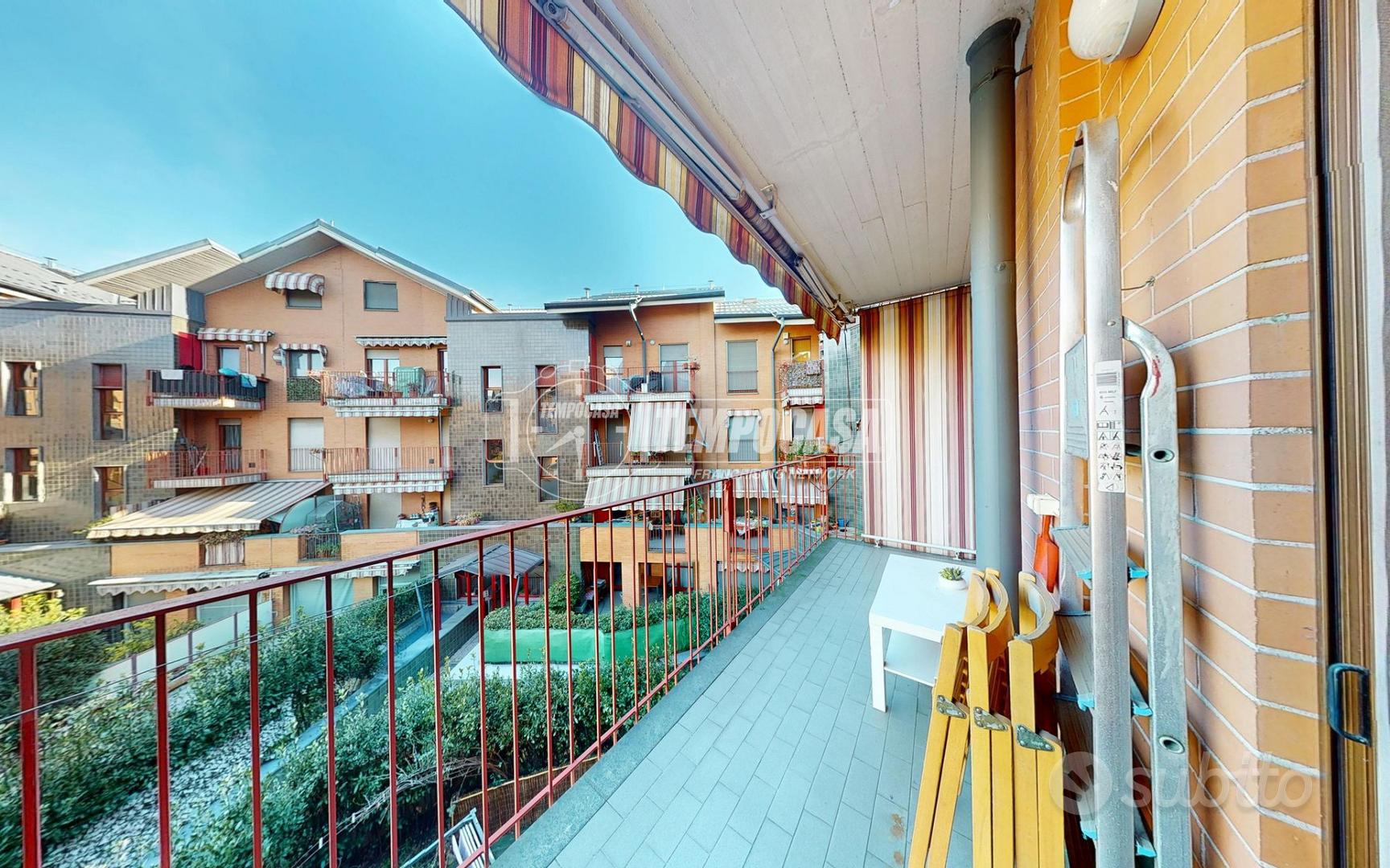 2 LOCALI CON TERRAZZO LIBERO SUBITO - Altro