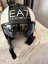 Casco Armani