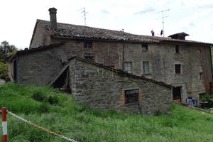 Rustico / Casale di 300 m² con 5 locali a San Gius