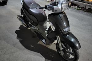 Scarabeo Light 500 i.e.