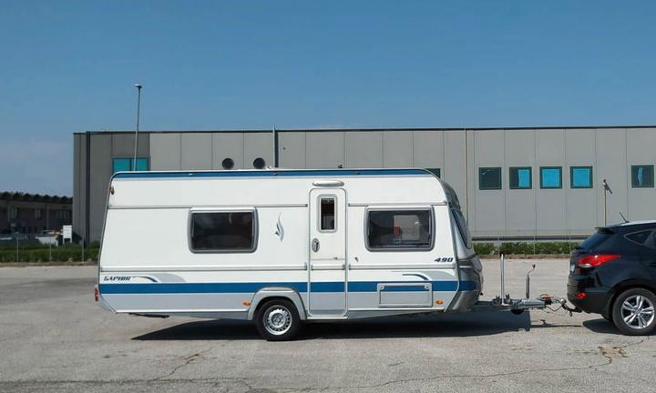 Roulotte Caravan Fendt Saphir 490 tkm