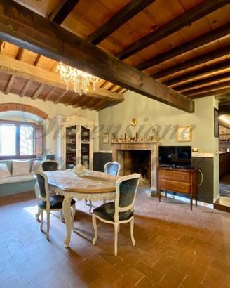Attico / Mansarda di 198 m² con più di 5 locali a 