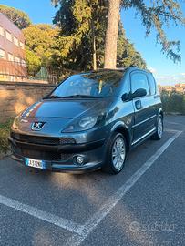 Peugeot 1007