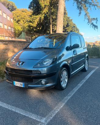 Peugeot 1007