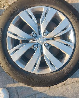 Gomme con cerchi in ferro Peugeot 208