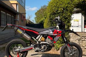 Husqvarna 449 SMR 2011