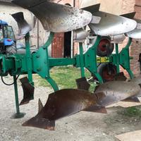 Aratro trivomere Pietro Moro