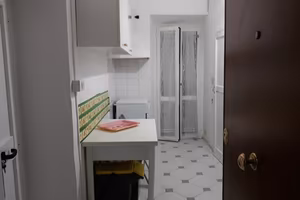 MONTECOMPATRI a 25km da Roma casa arredata mq.30