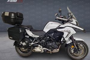 BENELLI TRK 502 X -
