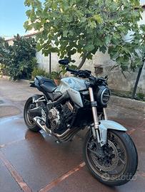 Vero affar honda cb650r