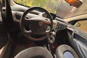 Lancia Ypsilon Metano