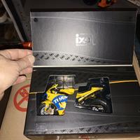 Yamaha YZR- M1 2006 - Valentino Rossi Ixo Models