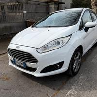 Ford Fiesta 1.5 TDCi 75CV 5 porte Titanium