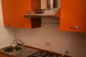 Via ormea ampio trilocale : 450 euro