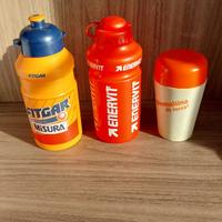 3 borracce in plastica/shaker vintage pubblicitari