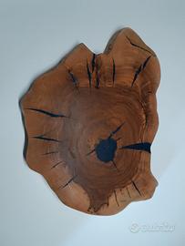 Tagliere fatto a mano con legno d'ulivo 