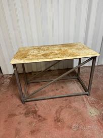 Tavolo industriale 70x118 piano polietilene usato