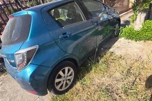 Toyota Yaris 1,5 Hybrid marciante a benzina