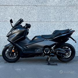 T-MAX 560 2023