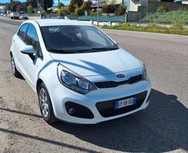 KIA Rio 3ª serie - 2013