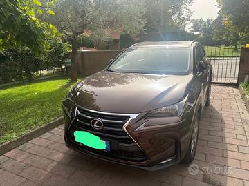 Lexus, una macchina tenuta benissimo