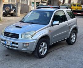 Toyota RAV 4 RAV4 2.0 Tdi D-4D cat 3 porte Sol