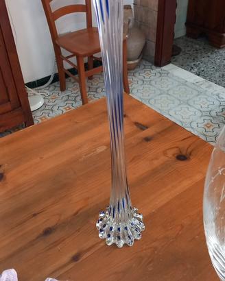 Vaso lungo in cristallo per pochi fiori