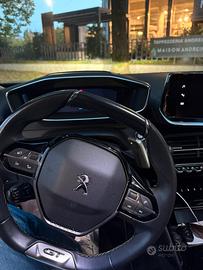 Peugeot 2008 GT 1.5 BlueHDi 130cv EAT 8