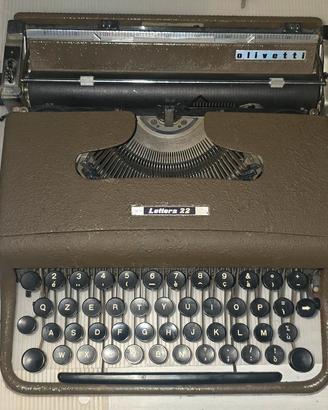macchina per scrivere 