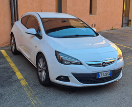 Opel Astra GTC