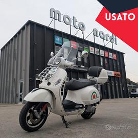 Vespa GTS 300 hpe - 2011