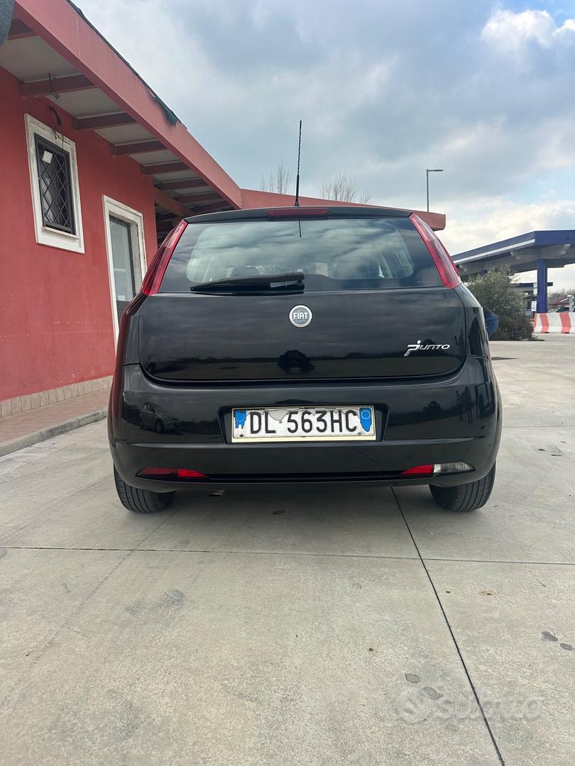 Fiat Grande Punto 2007 photo 3
