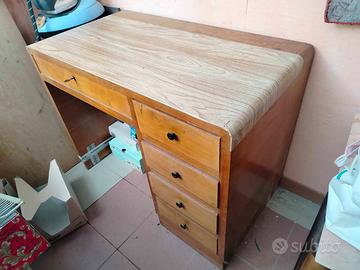 Scrivania in legno anni '30-40 art deco