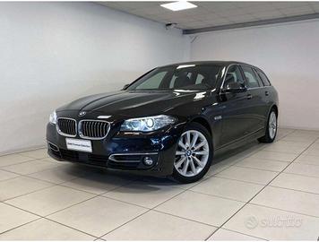 bmw serie 5 530 Xdrive Touring Luxury 