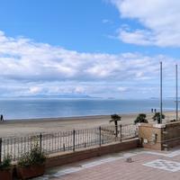 Appartamento con 2 bagni,grandi terrazze e garage