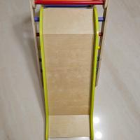 scivolo in legno per bambini