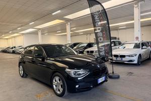 Bmw 120 120d 5p. Unique