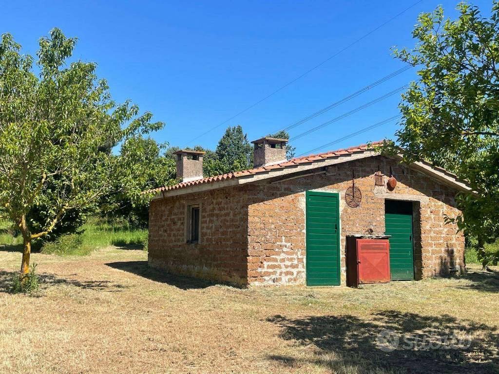 Rustico / Casale di 437 m² con più di 5 locali e b - Vista 2