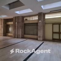 LOCALE 135 MQ PIANO TERRA